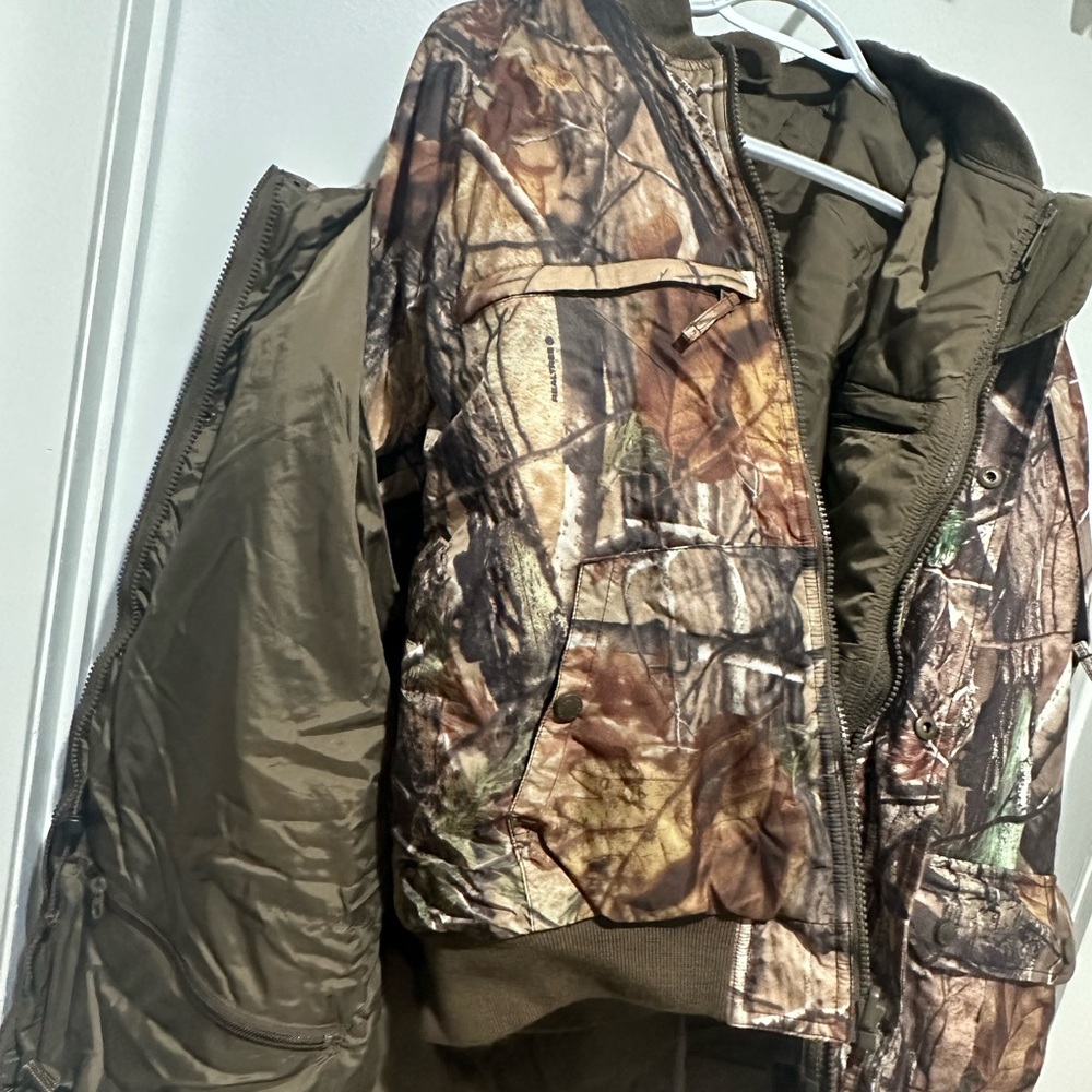 Cabela’s Camo Hunting Jacket - Picture 7 of 10